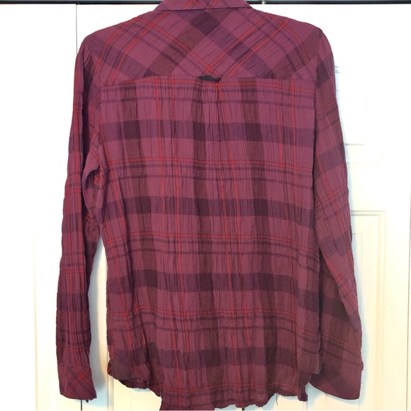 Kut From the Kloth Size M Women's Purple Burgundy Button Down Plaid Woven - Picture 3 of 13
